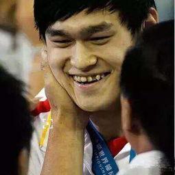 孙杨整牙前后对比照片,颜值与气质的双重提升